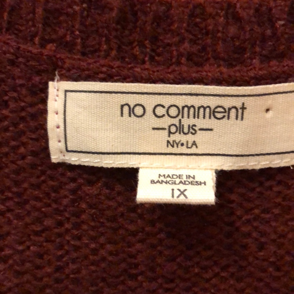 Distressed Plus Size Sweater - Picture 4 of 5